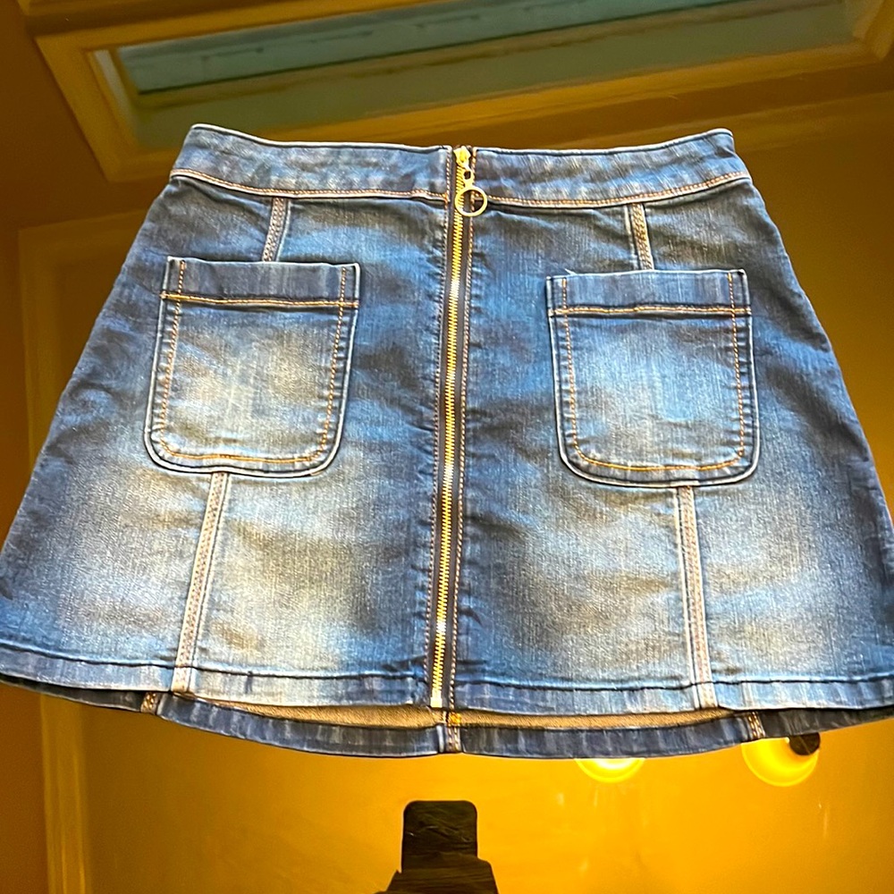 Hollister skirt